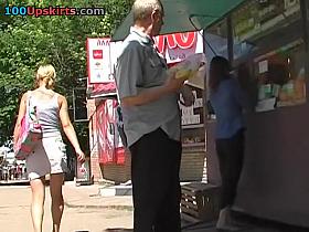 Voyeur golden-haired's upskirt