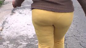 SDRUWS2 - BIG BUT PANTY LINE