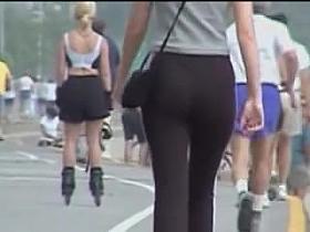 Candid babe in tight pants staying right before me 07zn