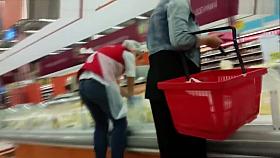 Amateur Upskirt Video With Blond Wearing Pink Jacket