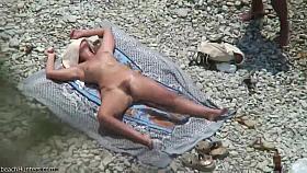 Beach candid camera filmed a hot slut in bikini