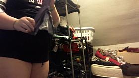 fat white girl upskirt cleaning showing you her thongs