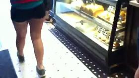 Young PAWG and her girlfriend getting coffee