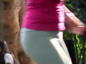Cameltoe of a sexy woman with a racket
