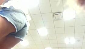 Teen upshorts nice ass