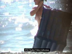 Funny and sexy candid camera videos on the beach