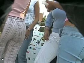 gorgeous piece of ass in street candid doing a bit of ass wobbling