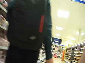 Chinese Shopper Upskirted