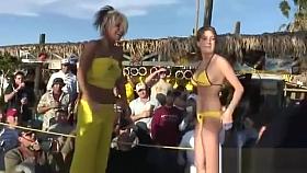 This is a contest for you voyeurs out there who g