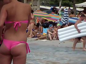 She accidentally showed ass tan line