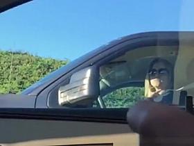 Black dude flash cock to blonde in car