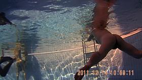 Voyeur cam shooting babes nude clefts under the water