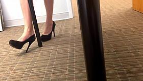 Candid Sexy Tired Feet Dipping at the Office 2 (quick)