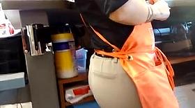 Candid sexy latina with a nice ass.