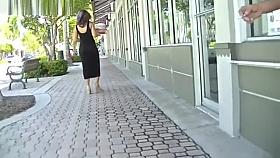 Upskirt no panties 1