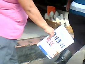 Enormes nalgotas por las calles (2)