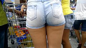 Novinha de shortinho - bunda Teen ass