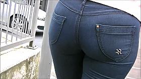 Candid ass, teens in jeans