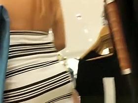 Hot teen in short dress upskirt