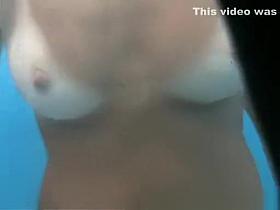 Exclusive Amateur, Beach, Changing Room Clip Exclusive Version