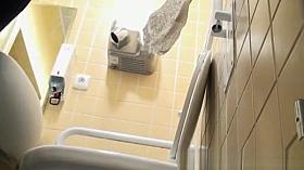 Striped Pullover pee