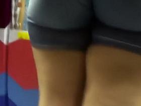 Big butt that defies gravity