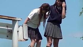 japanese schoolgirls - outdoor pee voyeur 2