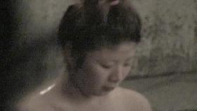 Asian amateur fem is sitting calmly with naked boobs nri024 00