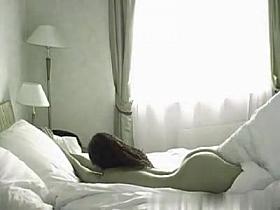 leona-voyeur-01_r.wmv