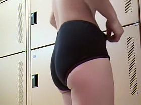 Japanese Girls Changing