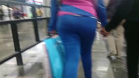 spandex en el metro