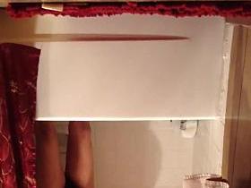 Milf mom spied in shower room