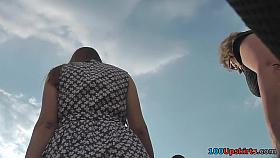 Really hot upskirt vids shows skinny butt cheeks