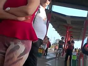 Woman in colorful leggings cameltoe