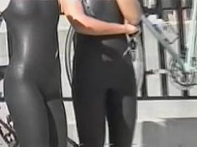 Cute bicycle riders are showing their candid latex butts 07zx
