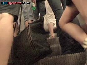 Hawt girl&mini petticoat