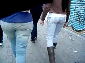 Seguindo duas gostosas em SP