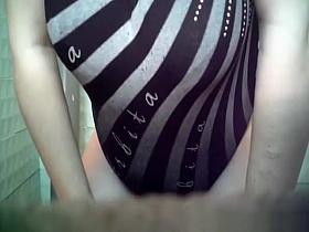 Chuuby and busty woman pissing