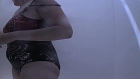 Incredible Changing Room, Spy Cam, Beach Clip