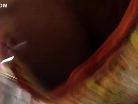 Voyeur waited for a nice upskirt shot