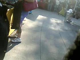 De compras: culona en spandex