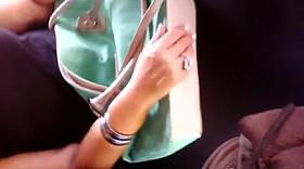 VOYEUR MILF MATURE mega culona en vestido