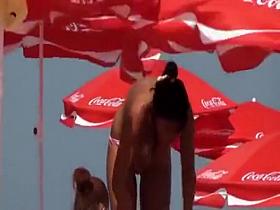 Gender about the beach with pop