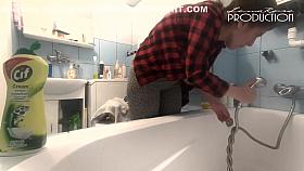 Amateur Russian Brunette On Webcam More Webcamgirls