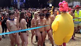 Naked students get ready to compete in a marathon