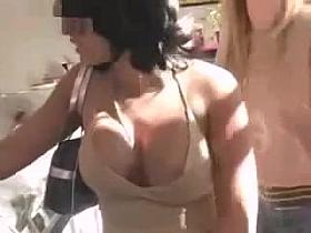 Public Nipslip Large wobblers