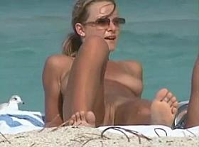 Exposed Chick I Met On Beach BVR