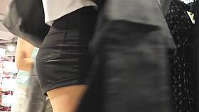 DUTCH ASS MINI SHORT SO SOFT