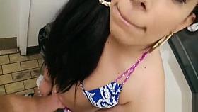 Sweet tempting moans voyer