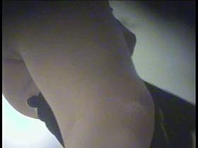 Sexy amateur knees for all lovers of changing room scenes